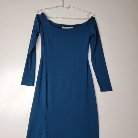 Susana Monaco Long Sleeve Off Shoulder Slit Midi - Picture 5 of 8